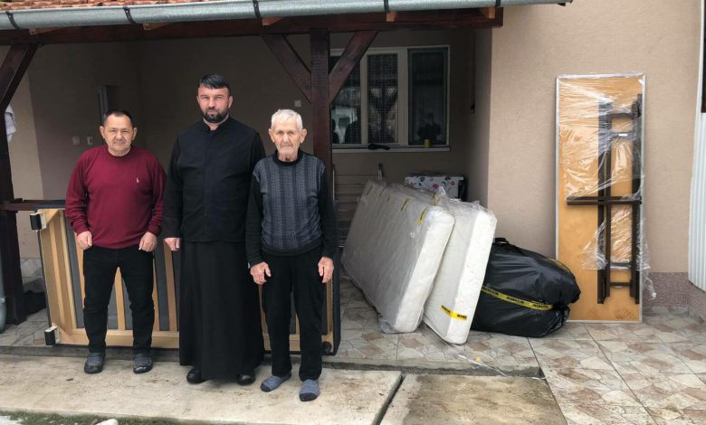 Епархија - поплаве -помоћ