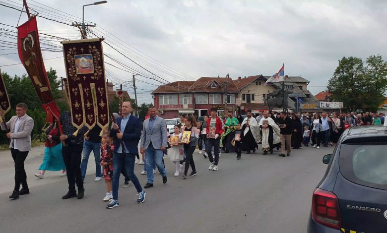 Литије у Грачаници