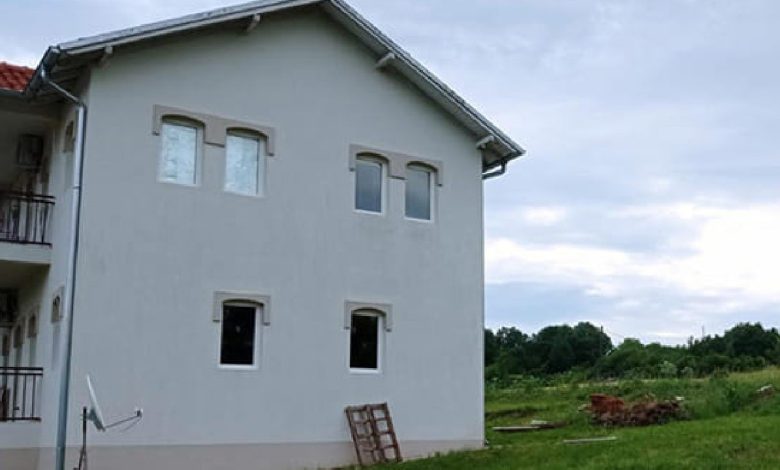 парохијски дом у Осојану