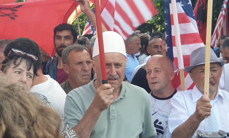 Протести УЧК