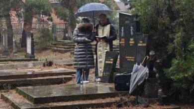 Гробље у Пећи