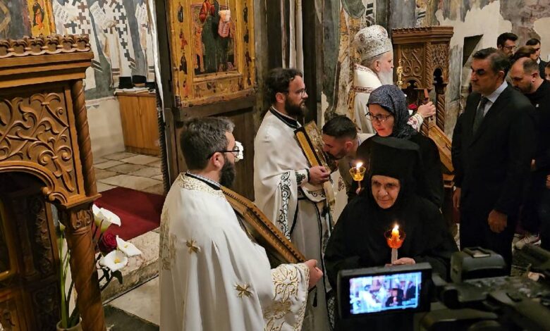 Vaskršnja liturgija u manstiru Gračanica
