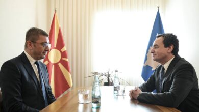 Курти и Мицевски