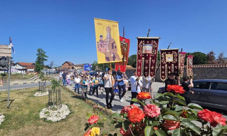 Литије у Грачаници